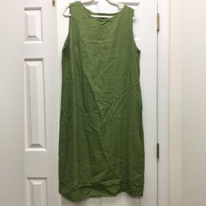 Elegant Green Sleeveless Dress